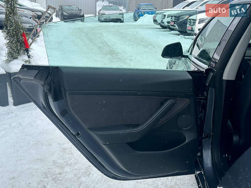 Седан Tesla Model 3 2022 в Луцке фото 14 Седан Tesla Model 3 2022 в Луцке