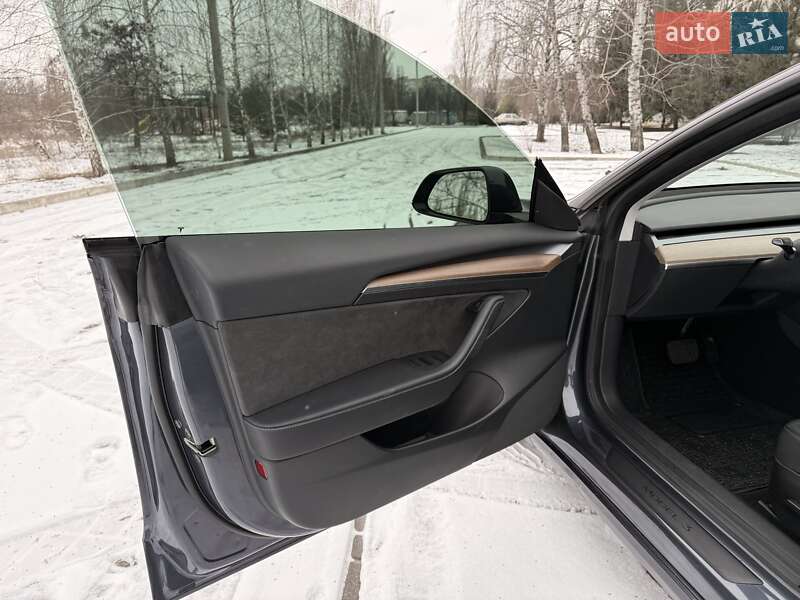 Седан Tesla Model 3 2022 в Кременчуці фото 23 Седан Tesla Model 3 2022 в Кременчуці