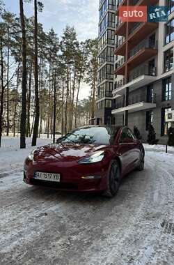Седан Tesla Model 3 2018 в Киеве