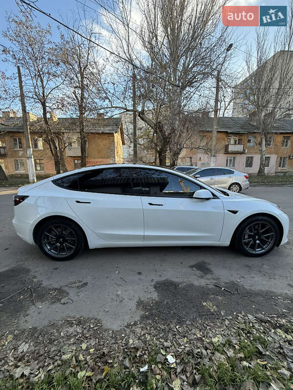 Седан Tesla Model 3 2021 в Одесі фото 3 Седан Tesla Model 3 2021 в Одесі