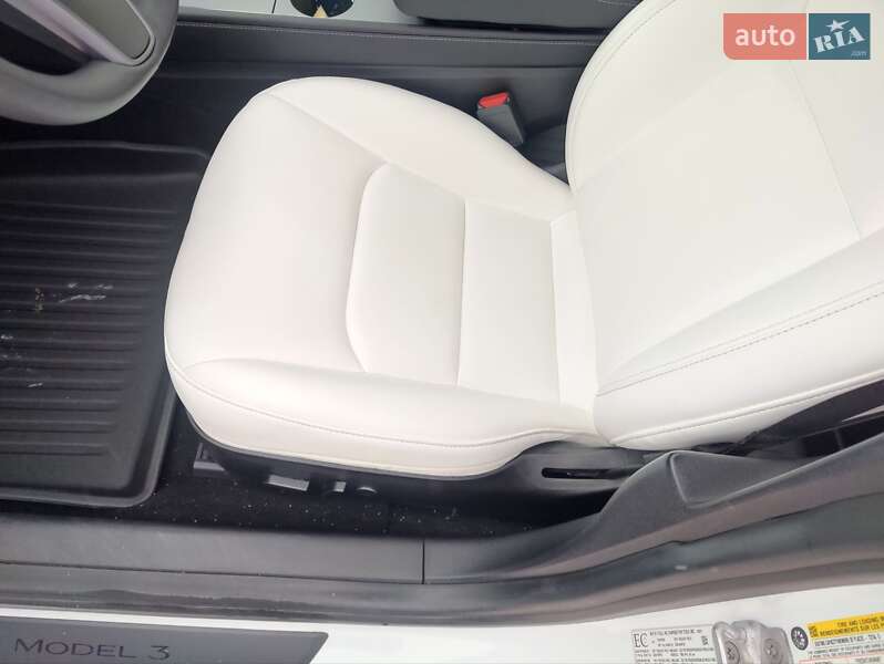 Седан Tesla Model 3 2021 в Киеве фото 22 Седан Tesla Model 3 2021 в Киеве