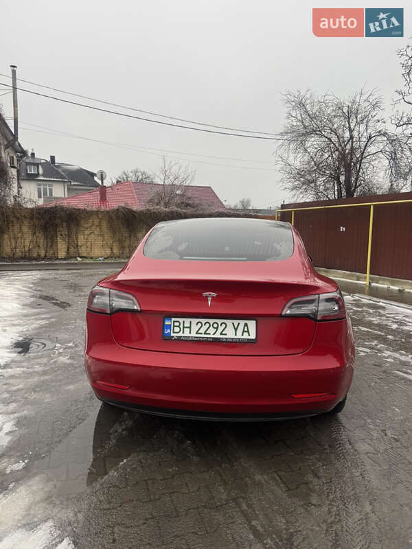 Седан Tesla Model 3 2018 в Одессе