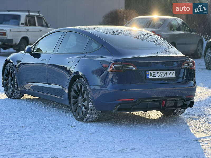 Седан Tesla Model 3 2023 в Днепре фото 4 Седан Tesla Model 3 2023 в Днепре