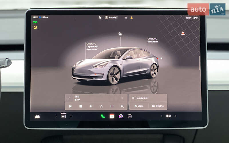 Седан Tesla Model 3 2022 в Львове