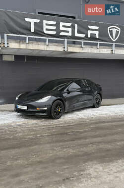 Седан Tesla Model 3 2022 в Києві