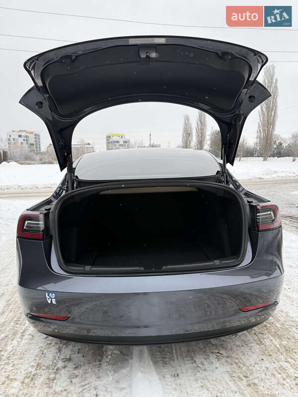 Седан Tesla Model 3 2021 в Луцке фото 13 Седан Tesla Model 3 2021 в Луцке