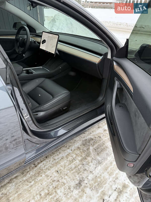 Седан Tesla Model 3 2021 в Луцке фото 18 Седан Tesla Model 3 2021 в Луцке