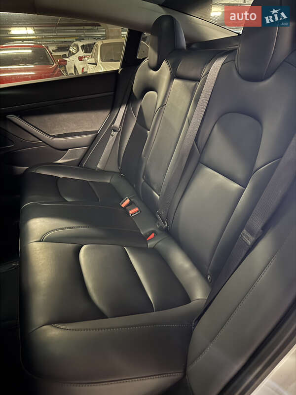 Седан Tesla Model 3 2020 в Дніпрі фото 10 Седан Tesla Model 3 2020 в Дніпрі