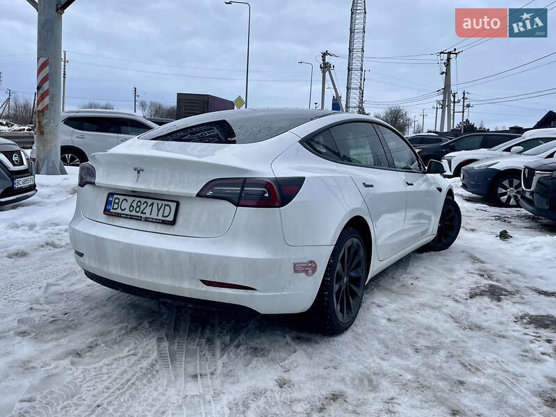 Седан Tesla Model 3 2023 в Львові