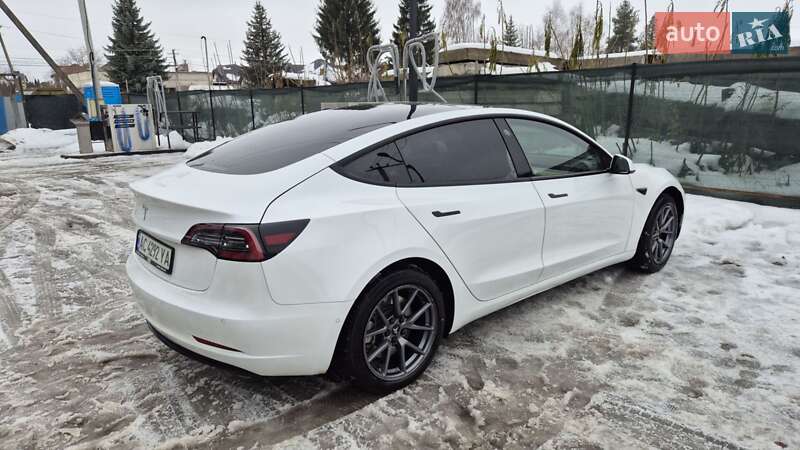 Седан Tesla Model 3 2022 в Луцьку фото 4 Седан Tesla Model 3 2022 в Луцьку
