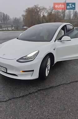 Седан Tesla Model 3 2020 в Александрие