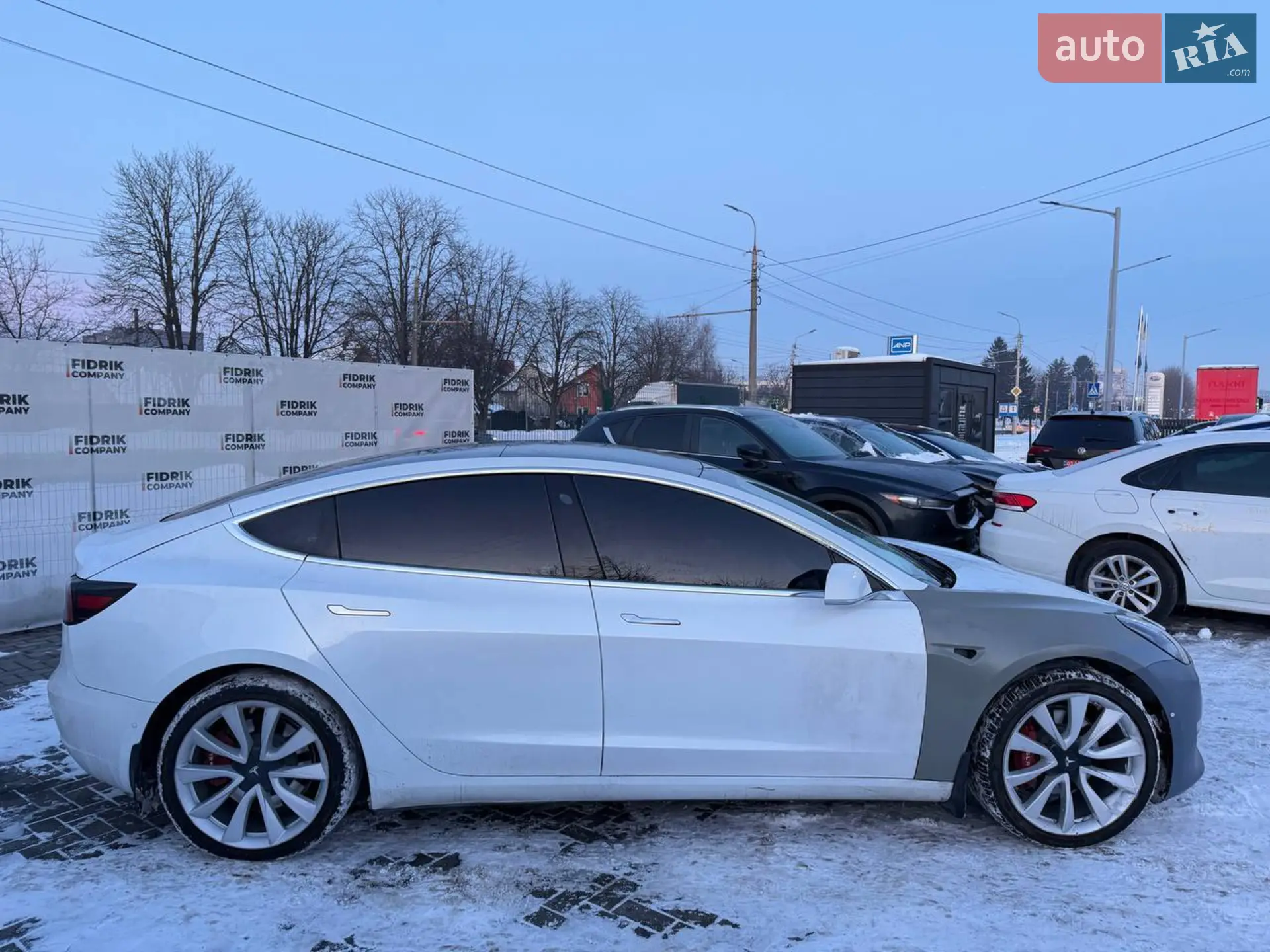 2019 Tesla Model 3 - мініатюра 4