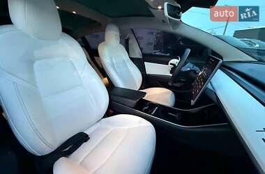 Седан Tesla Model 3 2019 в Луцке
