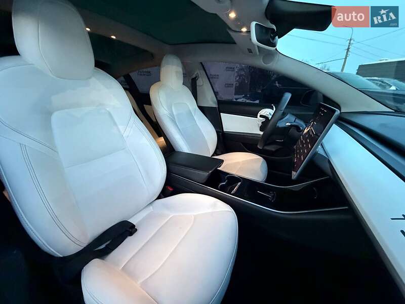 Седан Tesla Model 3 2019 в Луцке фото 16 Седан Tesla Model 3 2019 в Луцке