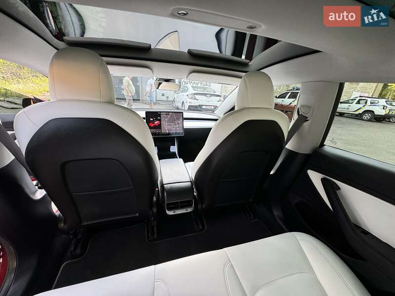 Седан Tesla Model 3 2019 в Днепре