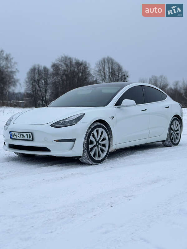 Седан Tesla Model 3 2019 в Звягелі фото 2 Седан Tesla Model 3 2019 в Звягелі