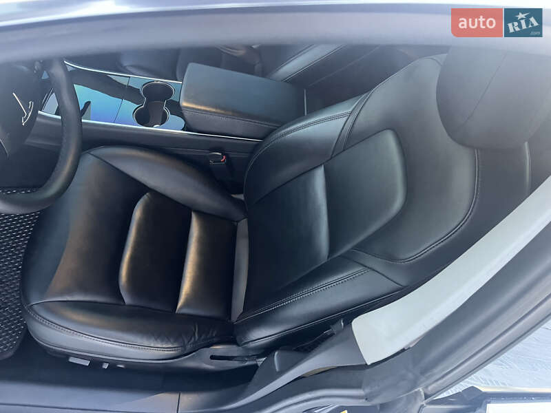 Седан Tesla Model 3 2020 в Радомышле фото 26 Седан Tesla Model 3 2020 в Радомышле