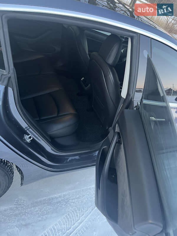 Седан Tesla Model 3 2020 в Радомышле фото 32 Седан Tesla Model 3 2020 в Радомышле