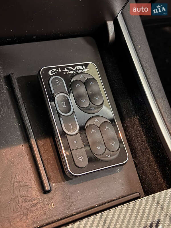 Седан Tesla Model 3 2019 в Києві фото 25 Седан Tesla Model 3 2019 в Києві