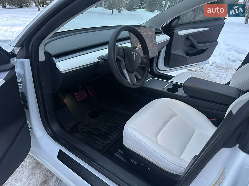 Седан Tesla Model 3 2021 в Чернигове фото 26 Седан Tesla Model 3 2021 в Чернигове