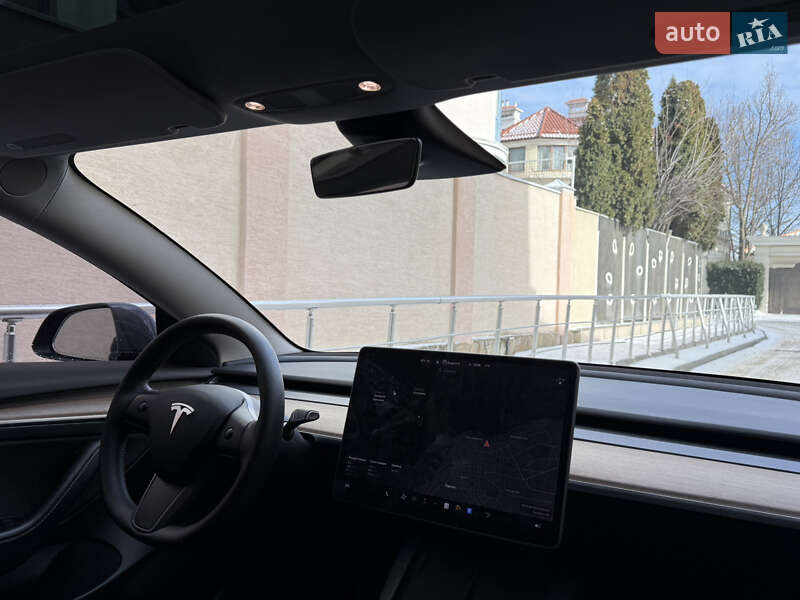 Седан Tesla Model 3 2021 в Одессе