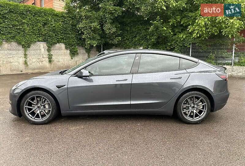 Седан Tesla Model 3 2021 в Львове фото 5 Седан Tesla Model 3 2021 в Львове