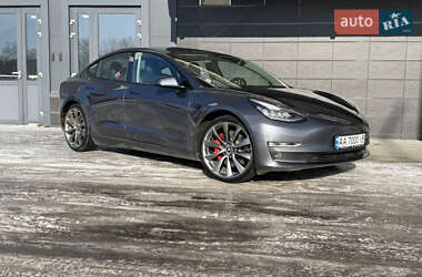 Седан Tesla Model 3 2019 в Киеве