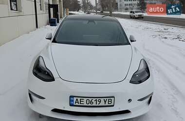 Седан Tesla Model 3 2021 в Днепре
