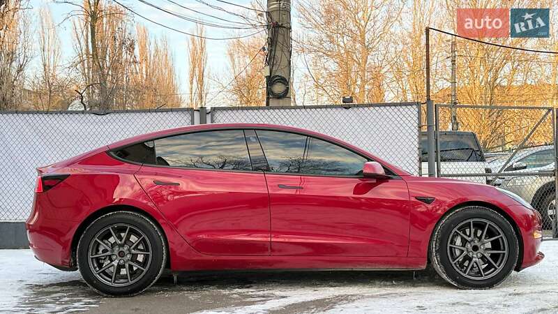 Седан Tesla Model 3 2022 в Одесі
