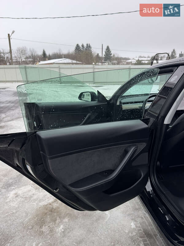 Седан Tesla Model 3 2021 в Винниках фото 15 Седан Tesla Model 3 2021 в Винниках