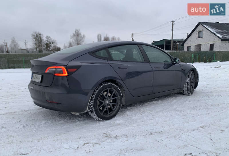 Седан Tesla Model 3 2023 в Вараші фото 4 Седан Tesla Model 3 2023 в Вараші