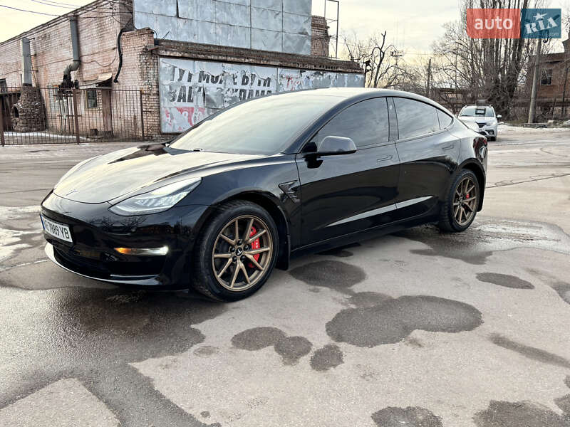 Седан Tesla Model 3 2018 в Кривому Розі