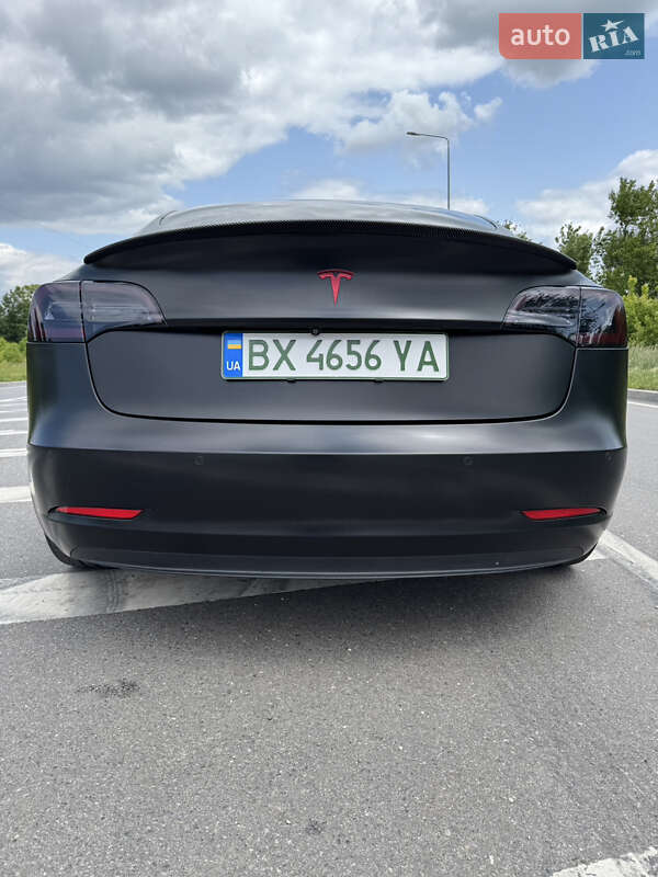 Седан Tesla Model 3 2019 в Хмельницком