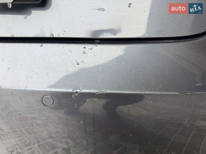 Седан Tesla Model 3 2019 в Староконстантинове