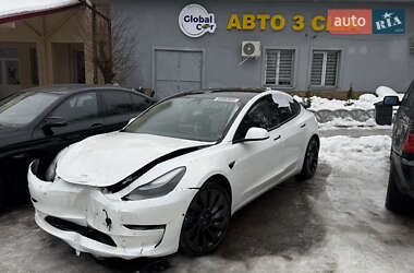 Седан Tesla Model 3 2021 в Львове