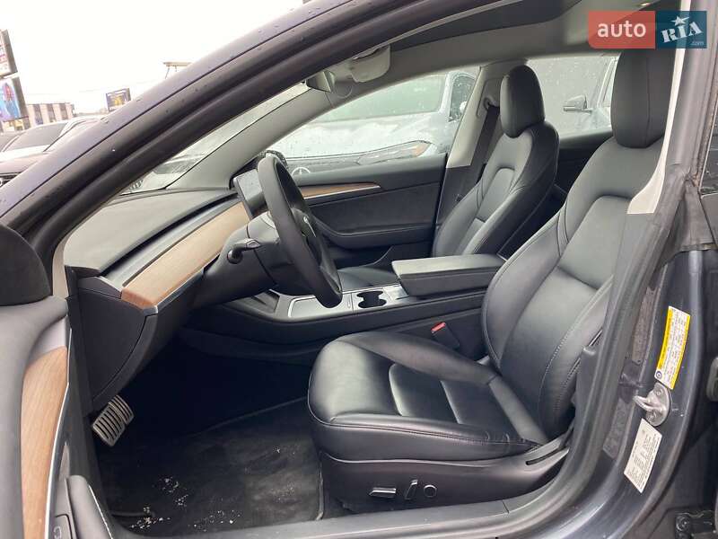 Седан Tesla Model 3 2021 в Львове фото 12 Седан Tesla Model 3 2021 в Львове