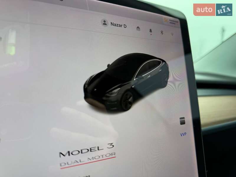 Седан Tesla Model 3 2018 в Коломиї