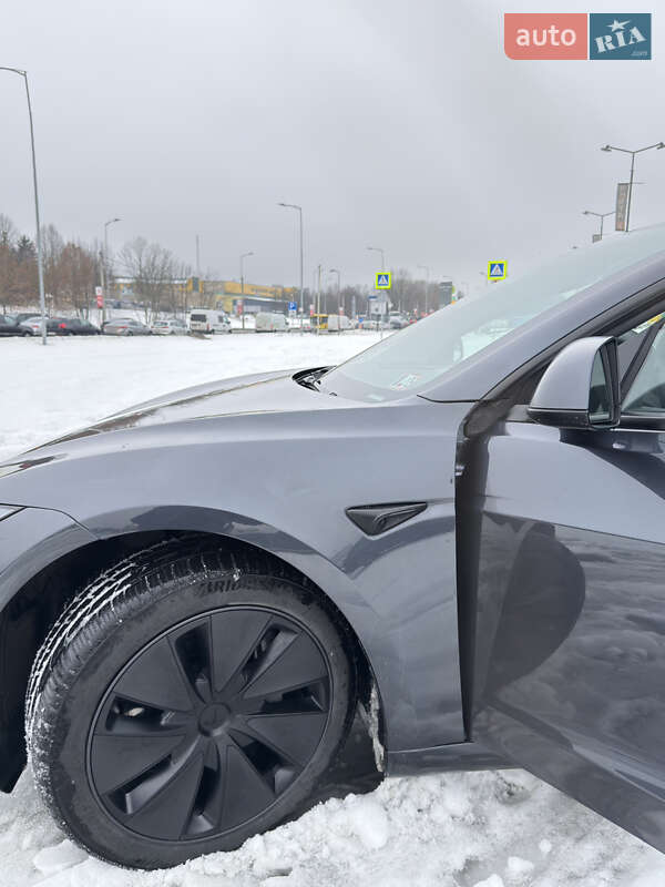 Седан Tesla Model 3 2024 в Львове фото 4 Седан Tesla Model 3 2024 в Львове