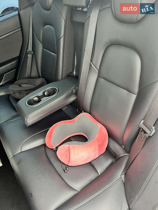 Седан Tesla Model 3 2022 в Львове фото 26 Седан Tesla Model 3 2022 в Львове