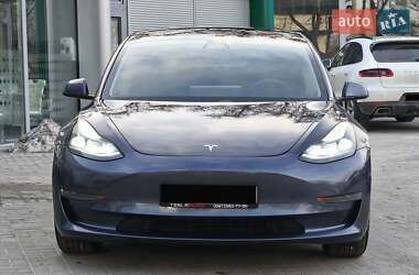 Седан Tesla Model 3 2021 в Днепре