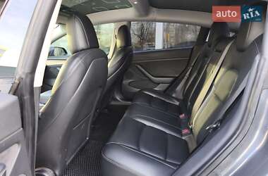 Седан Tesla Model 3 2021 в Днепре