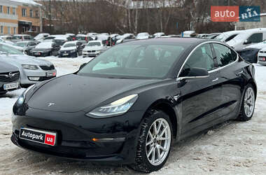 Седан Tesla Model 3 2018 в Вінниці