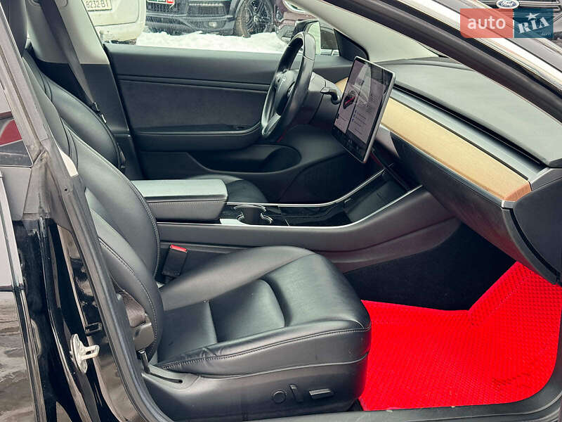 Седан Tesla Model 3 2018 в Вінниці фото 26 Седан Tesla Model 3 2018 в Вінниці