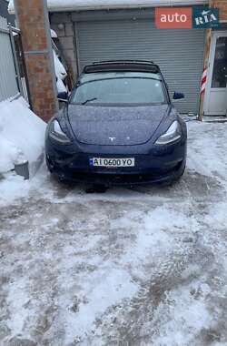 Седан Tesla Model 3 2019 в Киеве