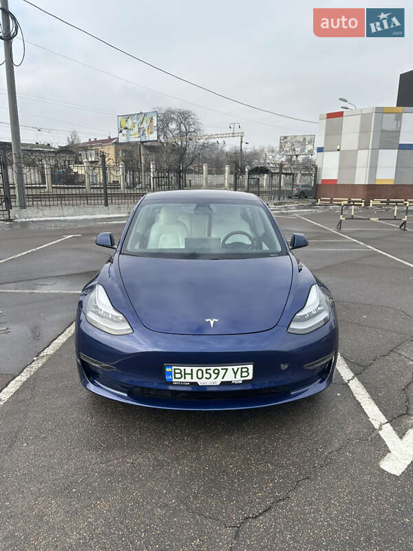 Tesla Model 3 2020 Tesla Model 3 2020