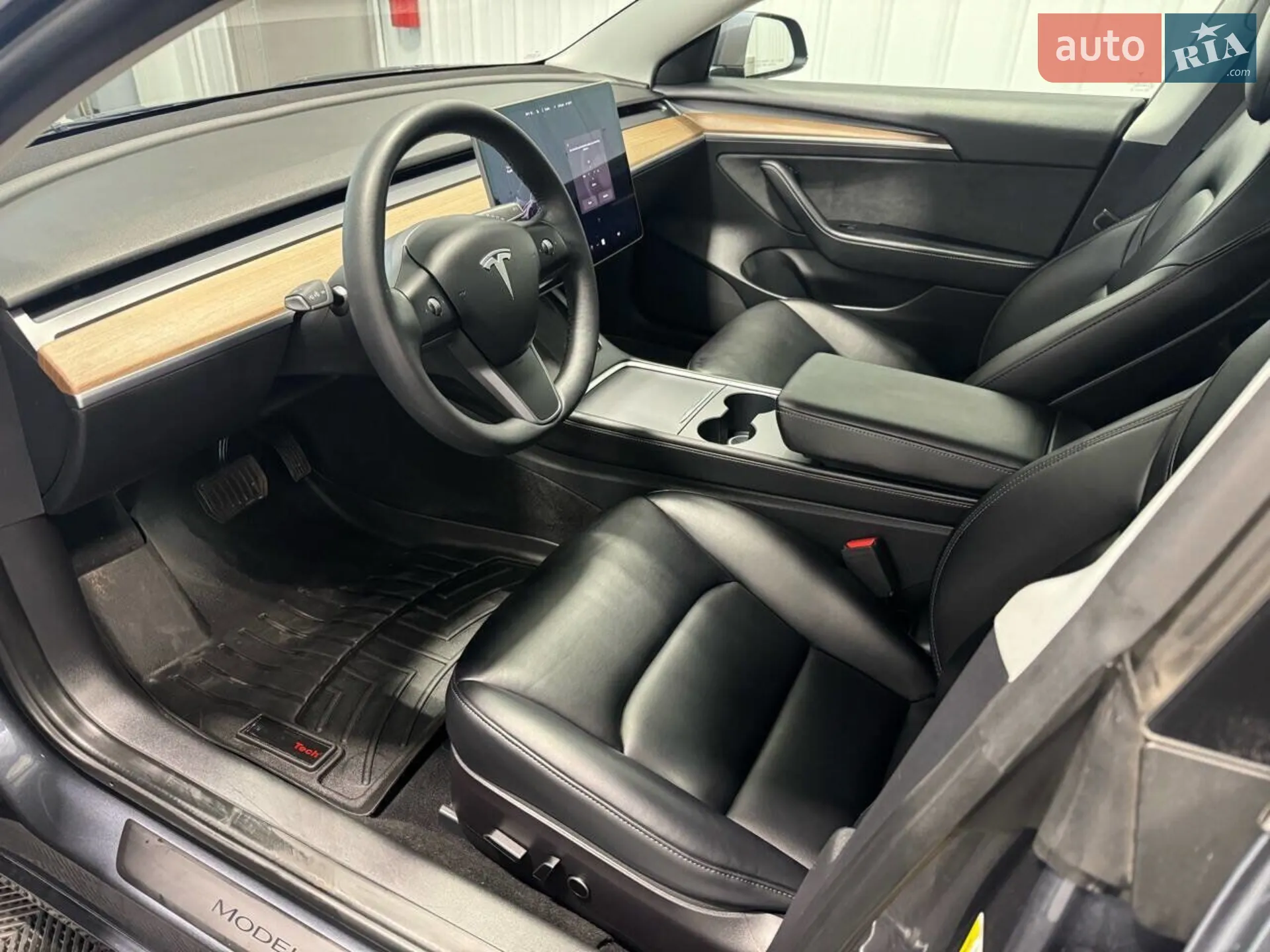 2021 Tesla Model 3 - мініатюра 16