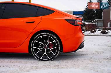 Седан Tesla Model 3 2024 в Хмельницькому