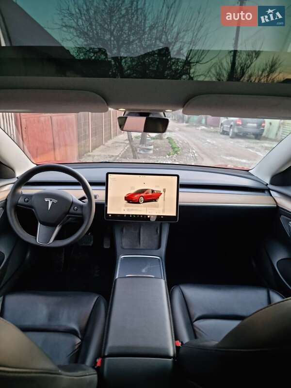 Седан Tesla Model 3 2022 в Запоріжжі