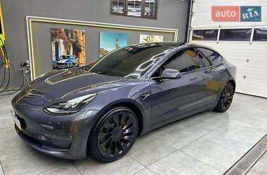 Седан Tesla Model 3 2023 в Дніпрі