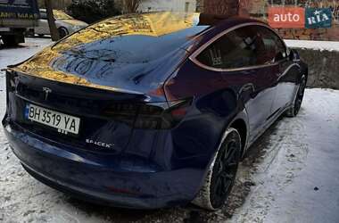 Седан Tesla Model 3 2019 в Одесі